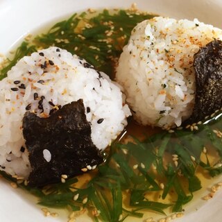 焼きおにぎり だしスープかけ